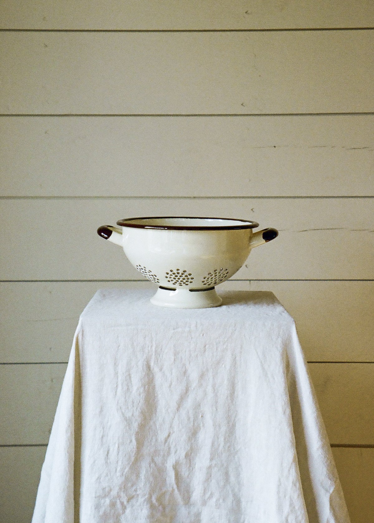 Enamel Colander - Ballerina Farm