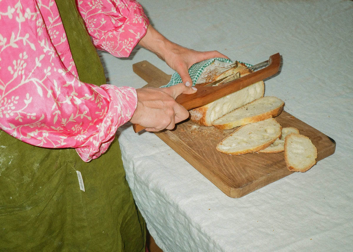 Bread Bow Knife - Ballerina Farm